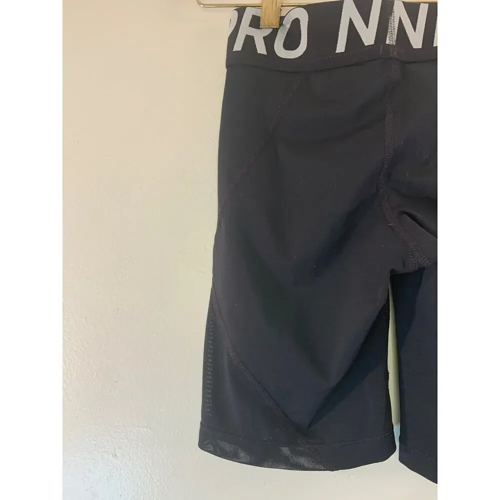NIKE PRO Women’s Black 9” Athletic Shorts / Size: XS